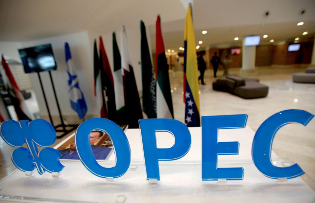 Новак из России говорит, что ОПЕК + может подтвердить или скорректировать свои планы