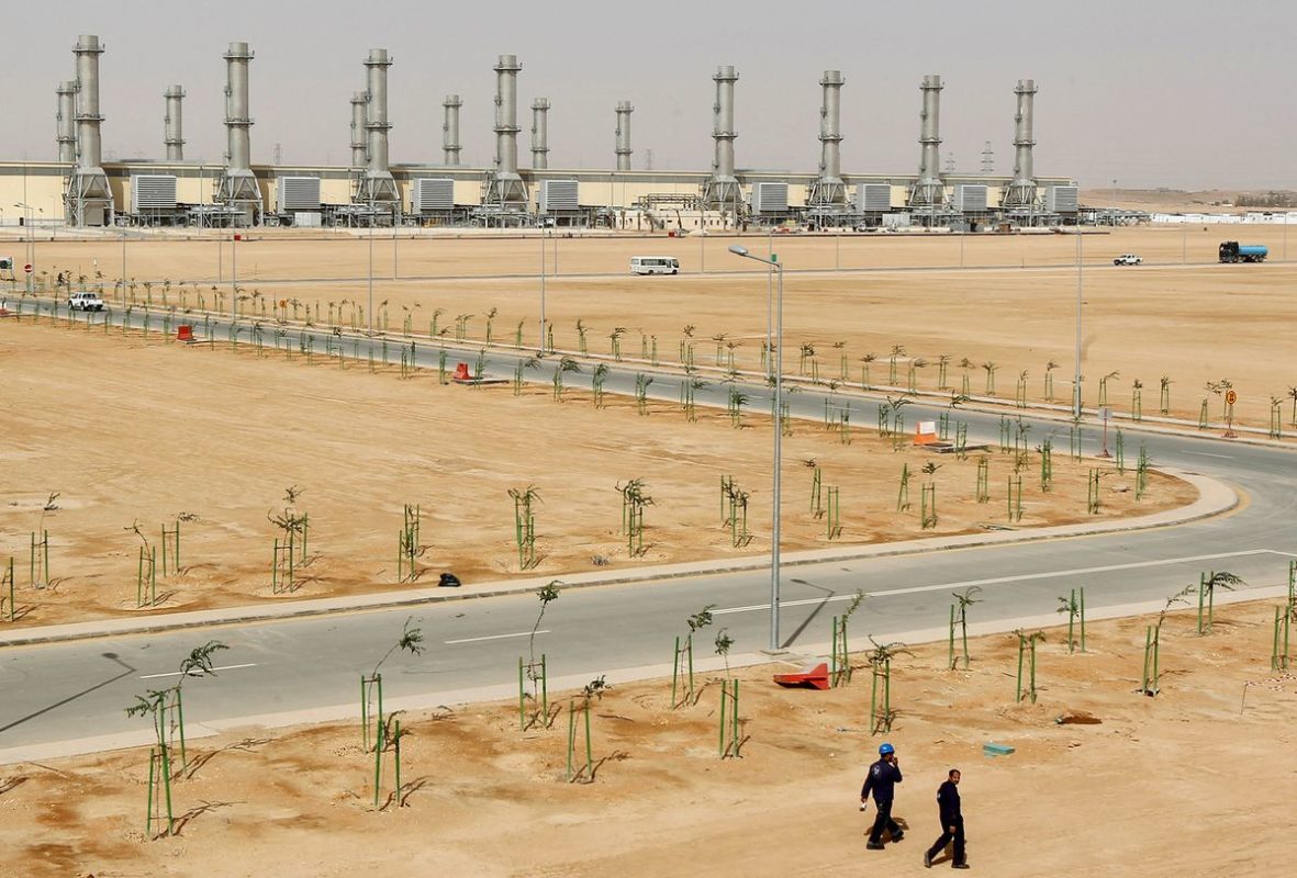 Министр иностранных дел Саудовской Аравии заявил, что ОПЕК+ оценит рынок нефти и сделает все необходимое