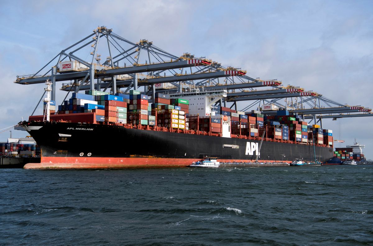 Порт Роттердам: уголь и СПГ выросли в первом полугодии, российский импорт упал