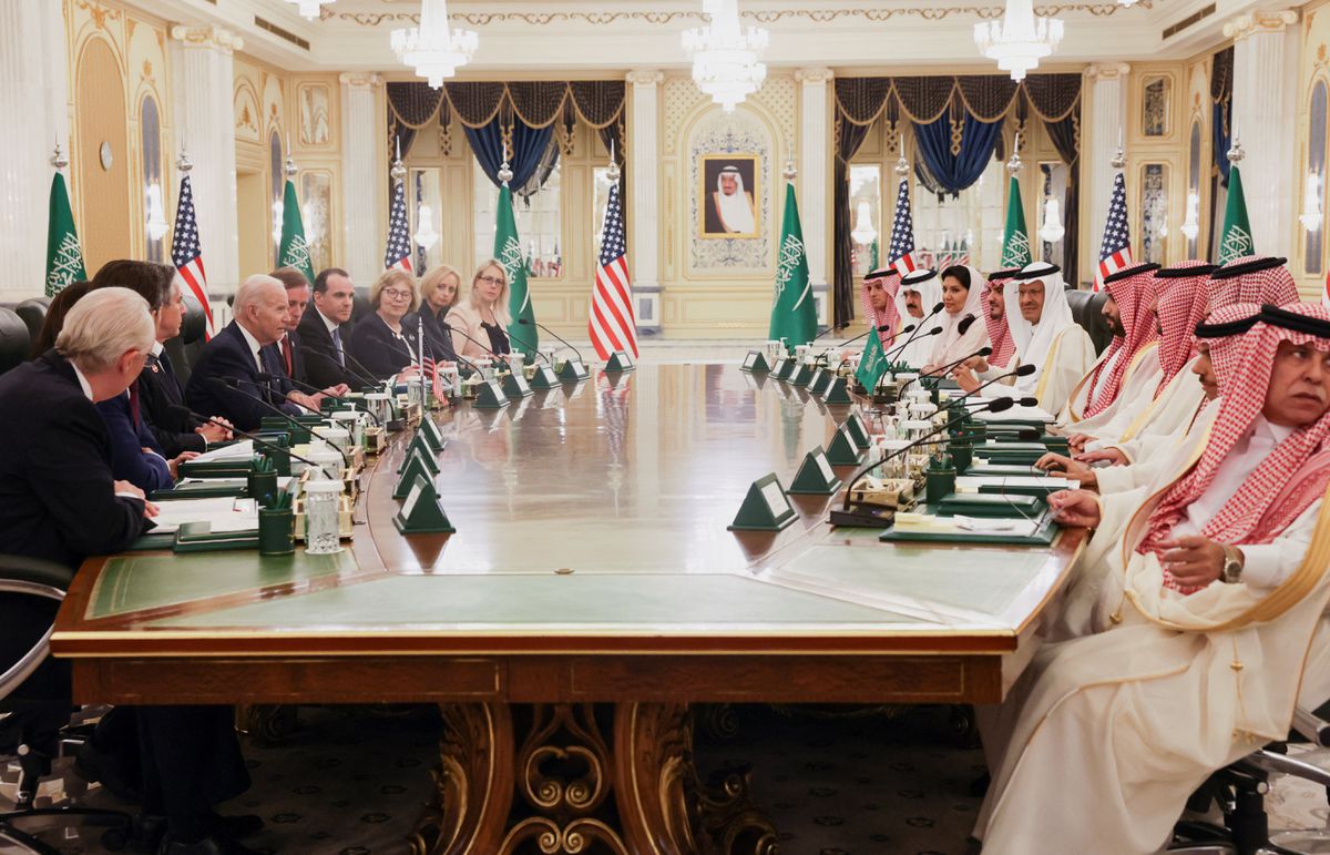 США и Саудовская Аравия подписали 18 соглашений в энергетике и других сферах